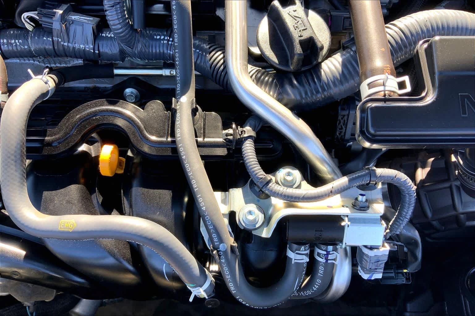 Used 2025 Nissan Sentra SV FWD image 32