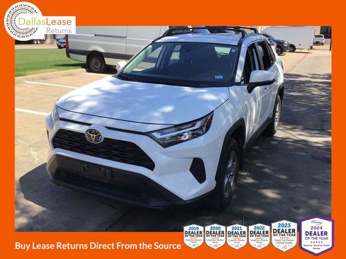 Used 2023 Toyota RAV4 XLE FWD image 1