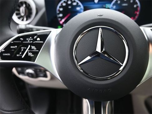 New 2026 Mercedes-Benz GLA 250 image 15