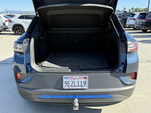 Used 2023 Volkswagen ID.4 Pro image 9