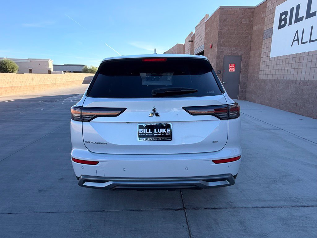 Used 2025 Mitsubishi Outlander SE AWD/4WD image 9