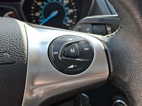Used 2013 Ford Escape Titanium w/ Parking Technology Pkg AWD/4WD image 23