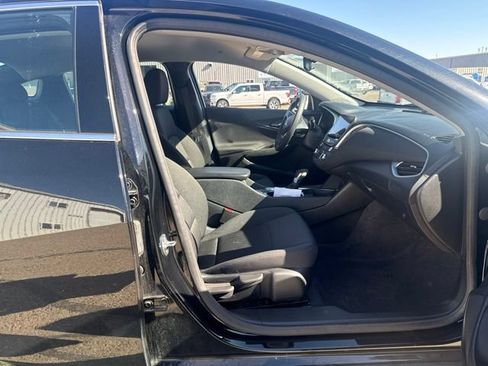 Used 2025 Chevrolet Malibu LT FWD image 17