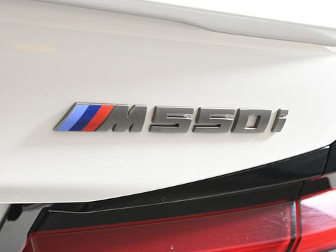 Certified 2023 BMW M550i xDrive w/ Executive Package image 40