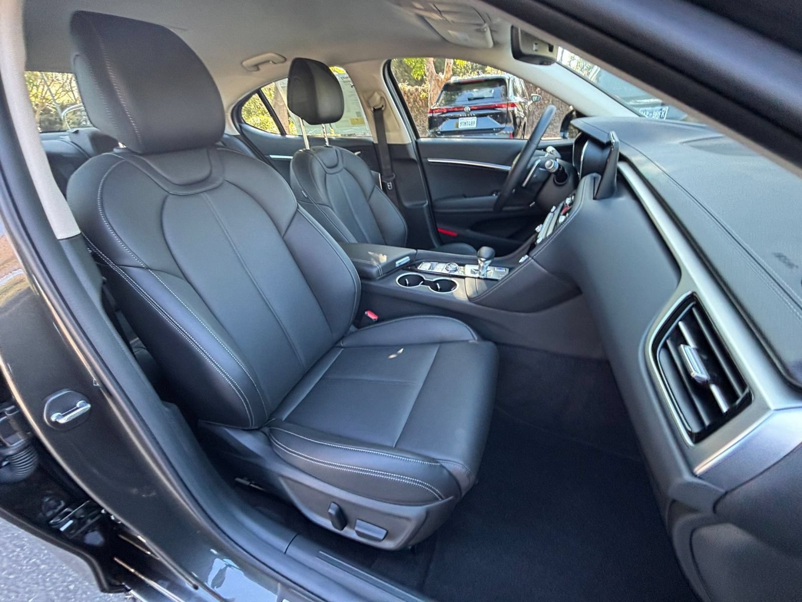 Used 2026 Genesis G70 2.5T RWD image 37