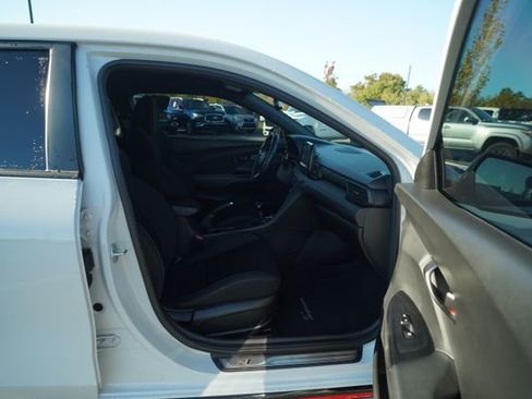 Used 2020 Hyundai Veloster N w/ Performance Package image 17