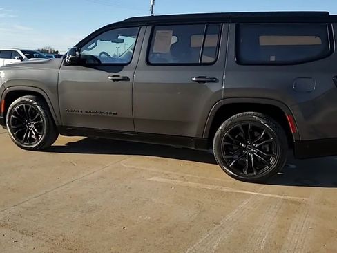 Used 2023 Jeep Grand Wagoneer Series III w/ Quick Order Packagew 28T image 6