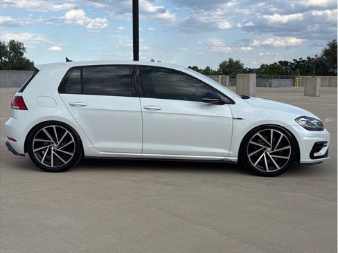 Used 2019 Volkswagen Golf R 4-Door AWD/4WD image 9