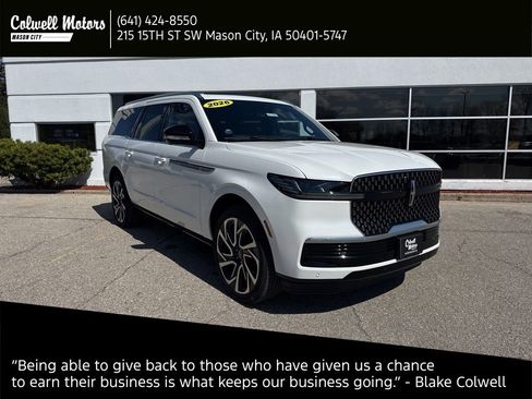 New 2026 Lincoln Navigator L Reserve AWD/4WD image 1