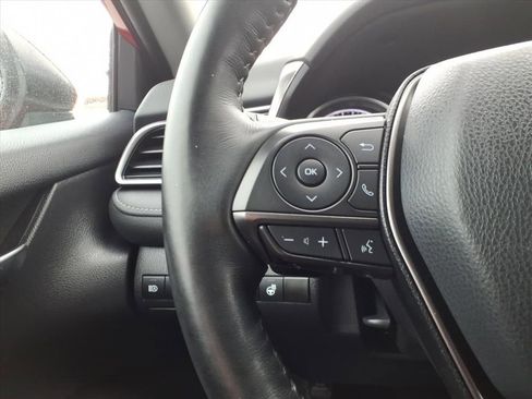 Certified 2022 Toyota Camry SE image 19
