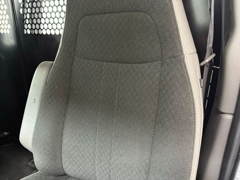 Used 2021 Chevrolet Express 2500 w/ Driver Convenience Package image 17