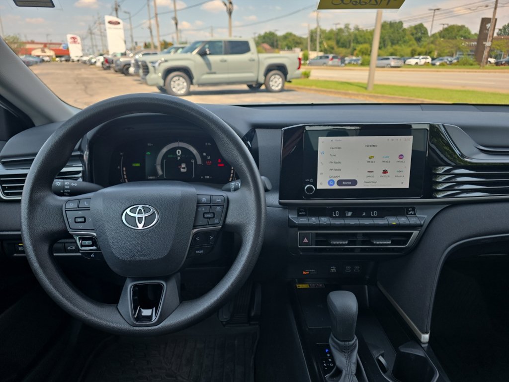Used 2025 Toyota Camry LE FWD image 12
