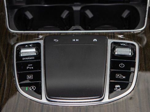 Used 2021 Mercedes-Benz GLC 300 w/ Premium Package image 26