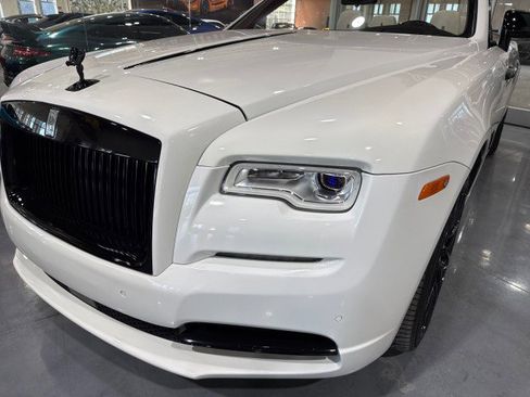 Used 2017 Rolls-Royce Dawn image 29