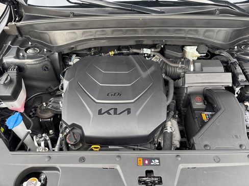 Used 2023 Kia Telluride SX image 17