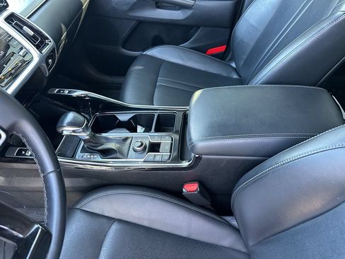 Certified 2022 Kia Sorento SX FWD image 25