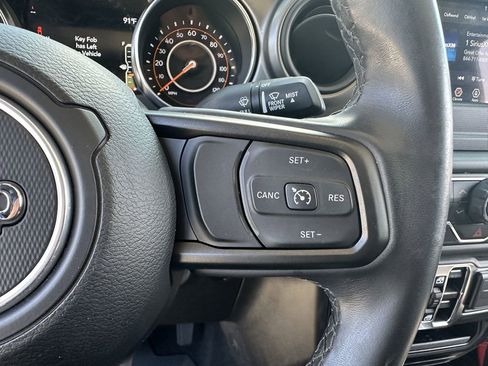 Used 2021 Jeep Gladiator Sport image 26
