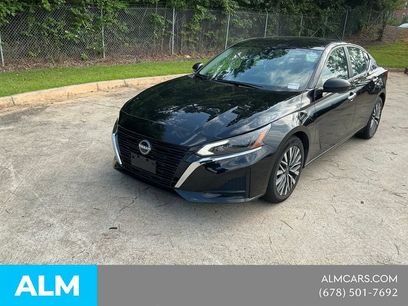 Used 2025 Nissan Altima 2.5 SV