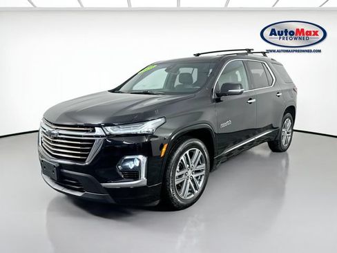 Used 2023 Chevrolet Traverse High Country w/ LPO, Floor Liner Package AWD/4WD image 5