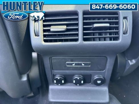 Used 2020 Jaguar F-PACE R-Sport image 17