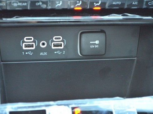 New 2025 Jeep Grand Cherokee Limited image 25