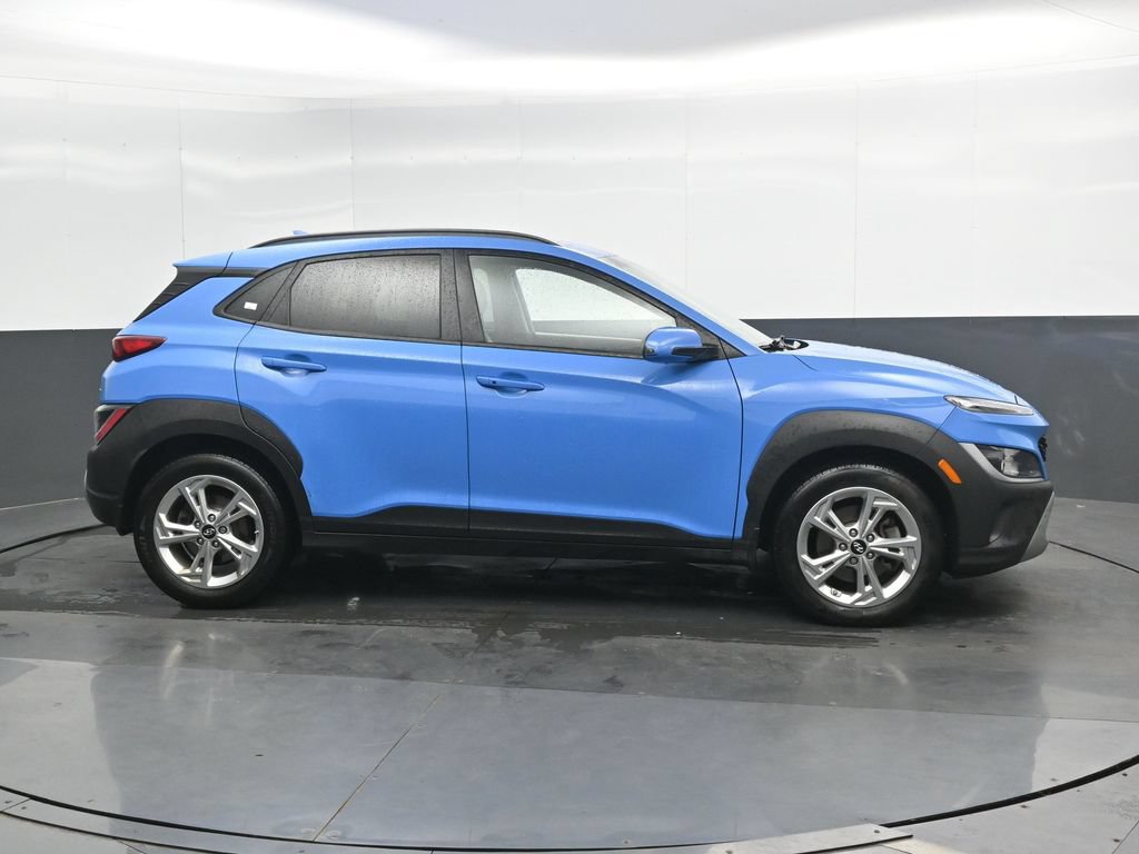 Used 2022 Hyundai Kona SEL AWD/4WD image 4