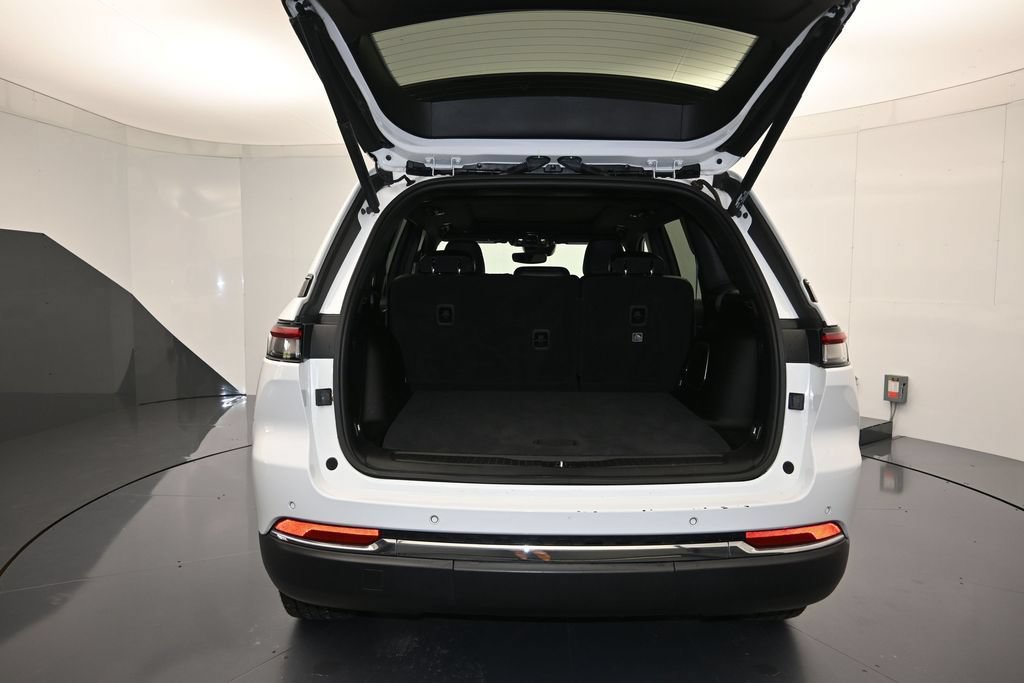 Used 2024 Jeep Grand Cherokee Limited 4xe AWD/4WD image 27