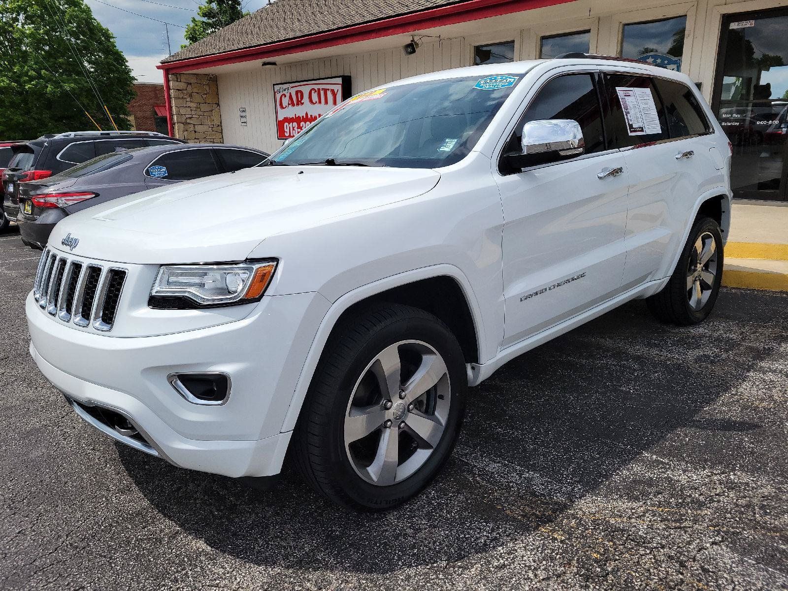 Used 2014 Jeep Grand Cherokee Overland AWD/4WD image 3