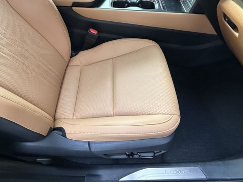 Used 2026 Lexus NX 350 AWD w/ Cold Area Package image 42