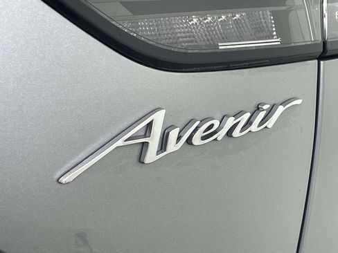 Used 2023 Buick Envision Avenir AWD/4WD image 11