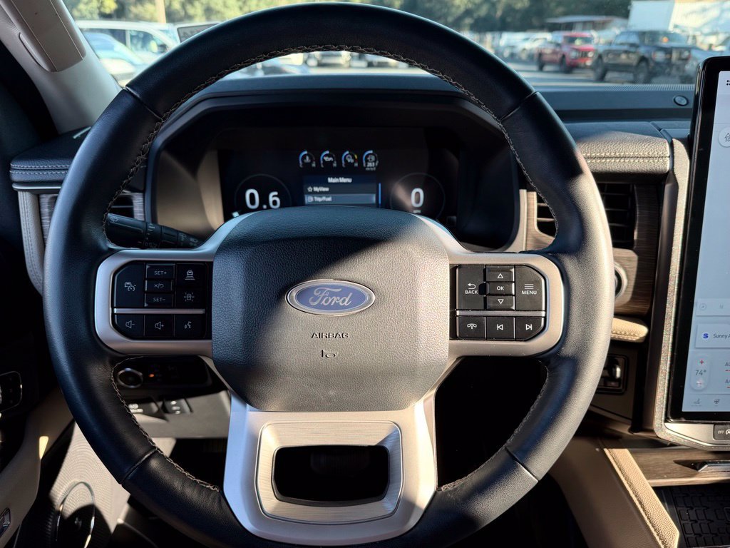 Used 2024 Ford Expedition Max Limited RWD image 30