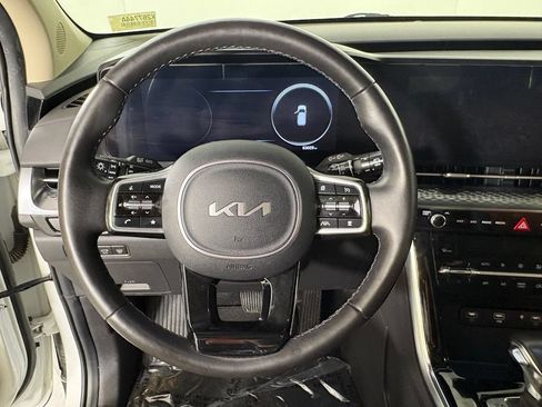 Used 2024 Kia Carnival SX Prestige FWD image 22