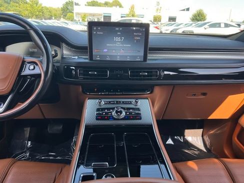 Used 2020 Lincoln Aviator Black Label w/ Dynamic Handling Package AWD/4WD image 17