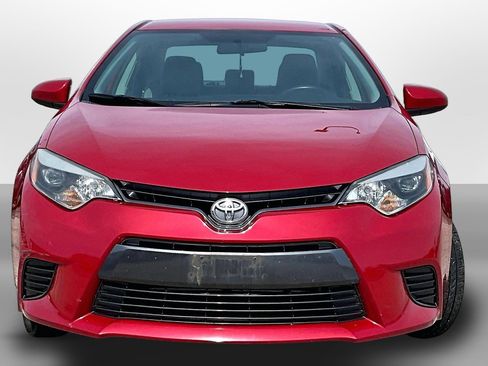 Used 2015 Toyota Corolla LE FWD image 3