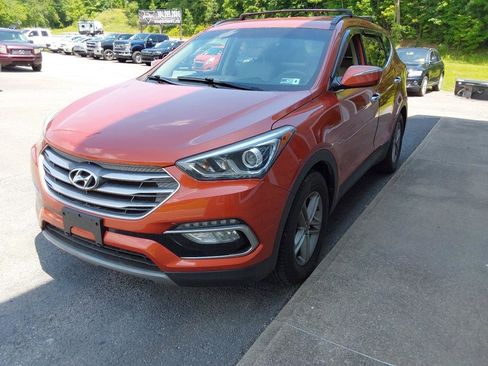 Used 2017 Hyundai Santa Fe Sport FWD image 6