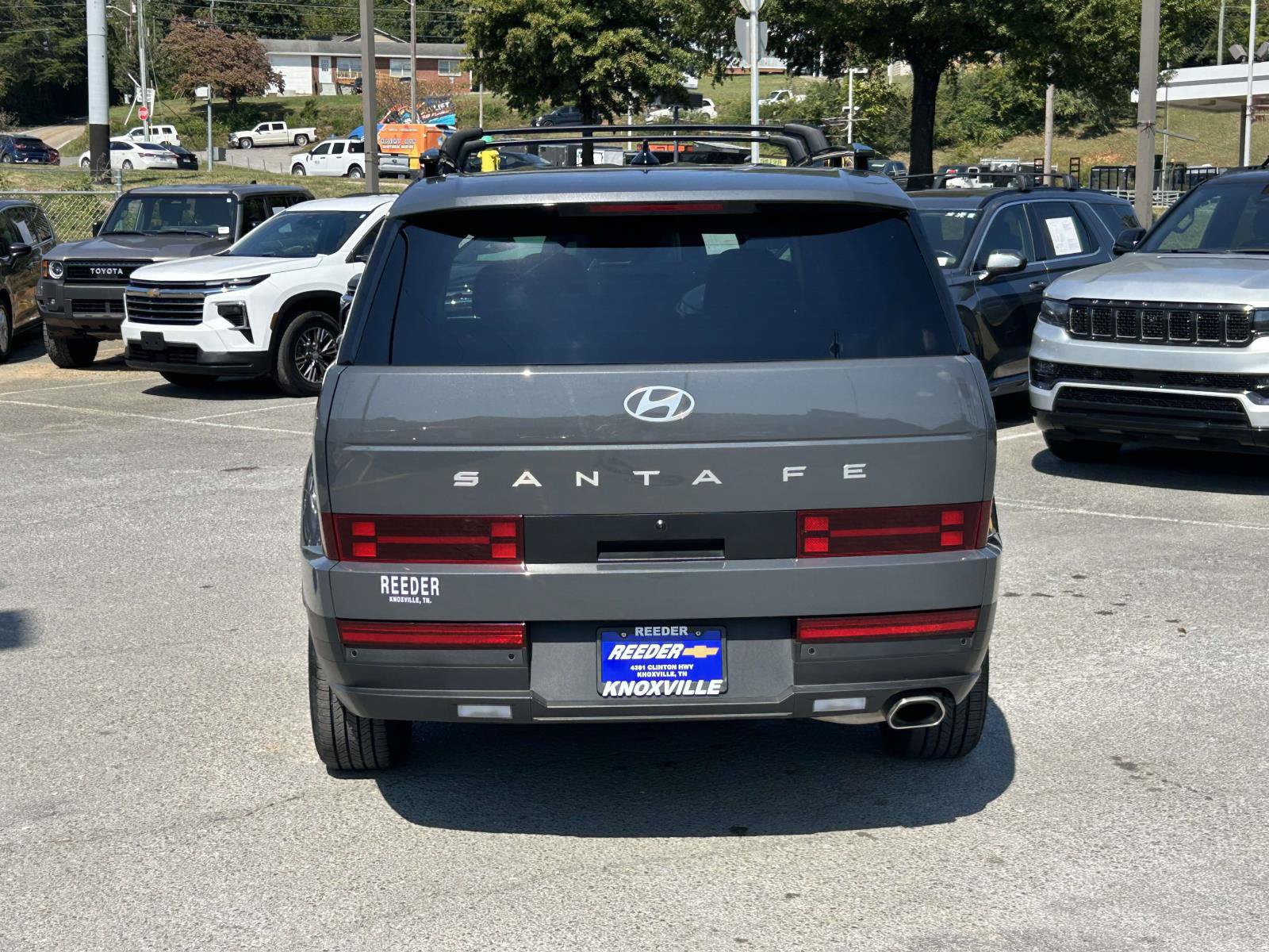 Used 2025 Hyundai Santa Fe SEL FWD image 6