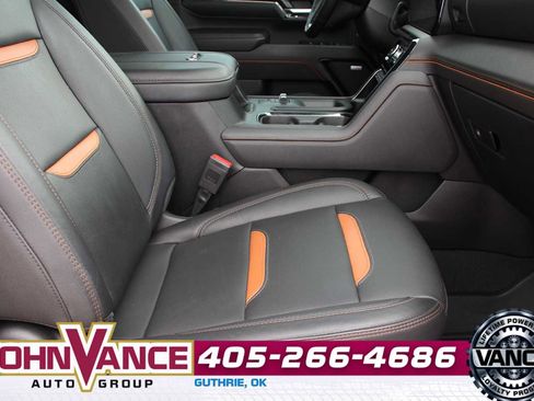 Used 2024 GMC Sierra 2500 AT4 w/ AT4 Premium Plus Package AWD/4WD image 22