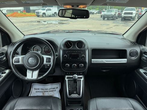 Used 2016 Jeep Compass Latitude AWD/4WD image 21