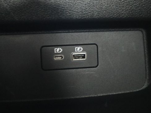 Used 2023 Nissan Frontier Pro-X w/ Technology Package image 17