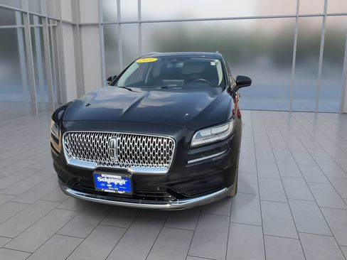 Used 2021 Lincoln Nautilus Reserve w/ Equipment Group 201A AWD/4WD image 3