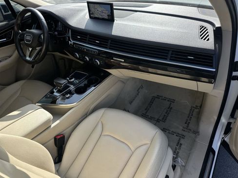 Used 2019 Audi Q7 3.0T Premium w/ Convenience Package image 12
