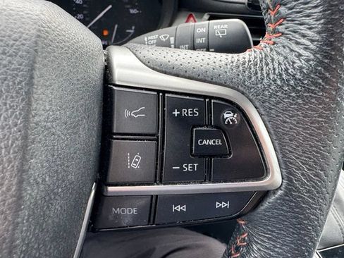 Used 2023 Toyota Sienna XSE w/ XSE Plus Package FWD image 24