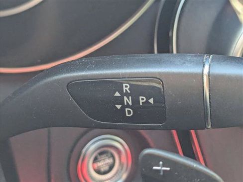 Used 2020 Mercedes-Benz C 300 4MATIC Sedan image 6