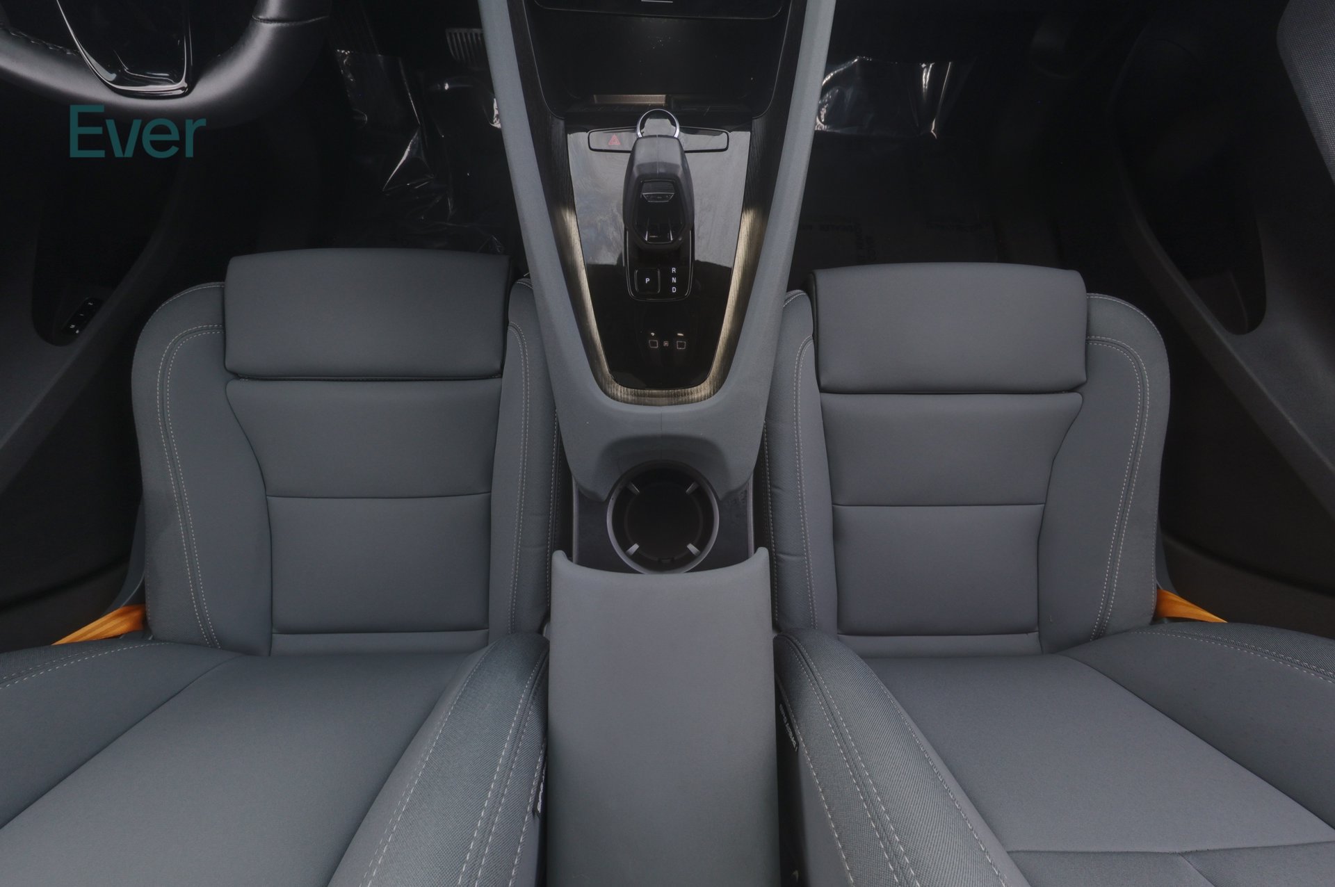 Used 2022 Polestar Polestar 2 w/ Performance Package AWD/4WD image 27