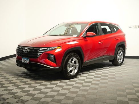 Used 2022 Hyundai Tucson SE AWD/4WD image 4