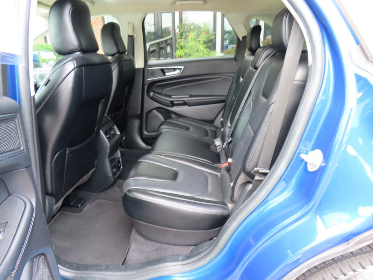 Used 2021 Ford Edge Titanium w/ Cargo Accessory Package FWD image 17