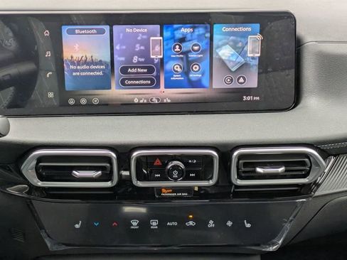 New 2026 Nissan Sentra SV image 22