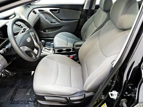 Used 2013 Hyundai Elantra GLS FWD image 8