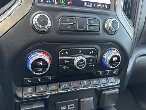 Used 2022 GMC Sierra 2500 Denali w/ Denali Ultimate Package image 27