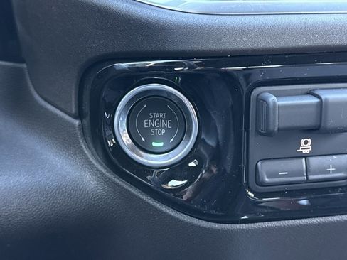 New 2026 GMC Sierra 2500 SLT w/ SLT Premium Package image 26